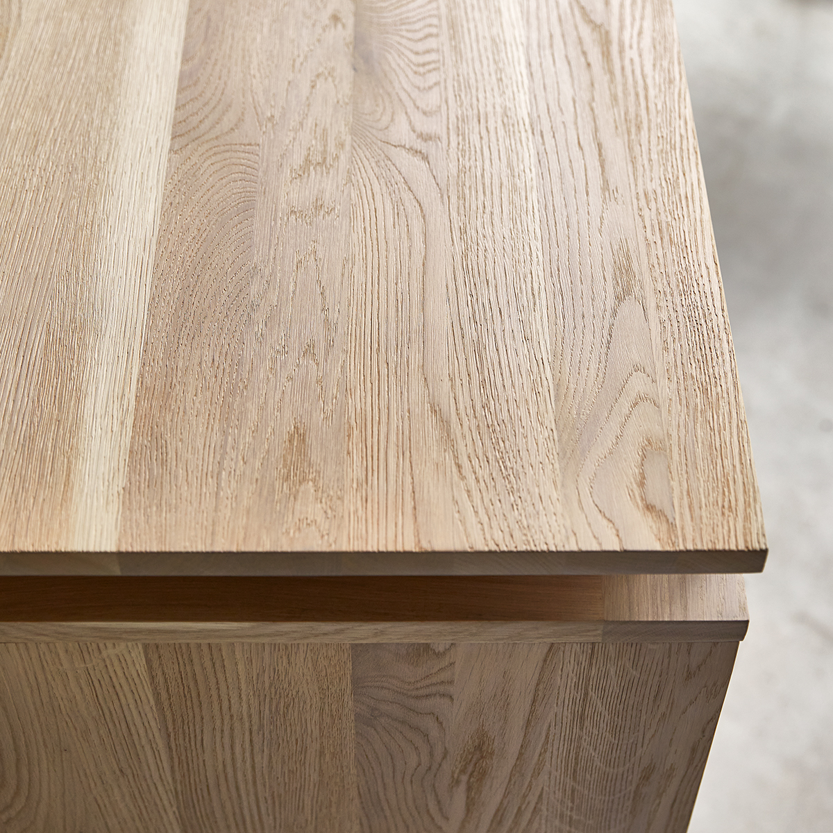 Bodi - Buffet en chêne massif 120 cm Bodi - Buffet en chêne massif 120 cm