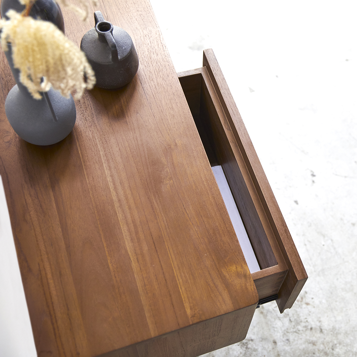 Circa - TV Schrank aus massivem Teakholz 2 Schubladen 110 cm Circa - TV Schrank aus massivem Teakholz 2 Schubladen 110 cm