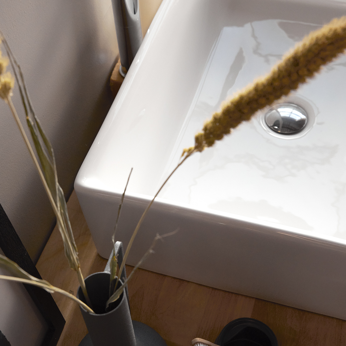 Ema - Waschbecken aus Keramik Ema - Waschbecken aus Keramik