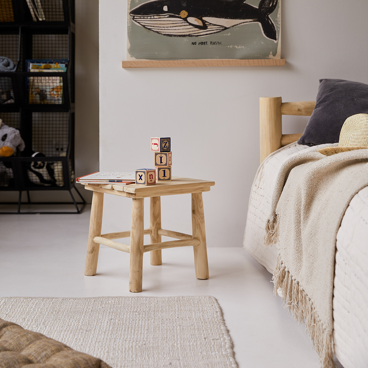 Kilim - Kinder-Nachttisch aus massivem Teak Kilim - Kinder-Nachttisch aus massivem Teak