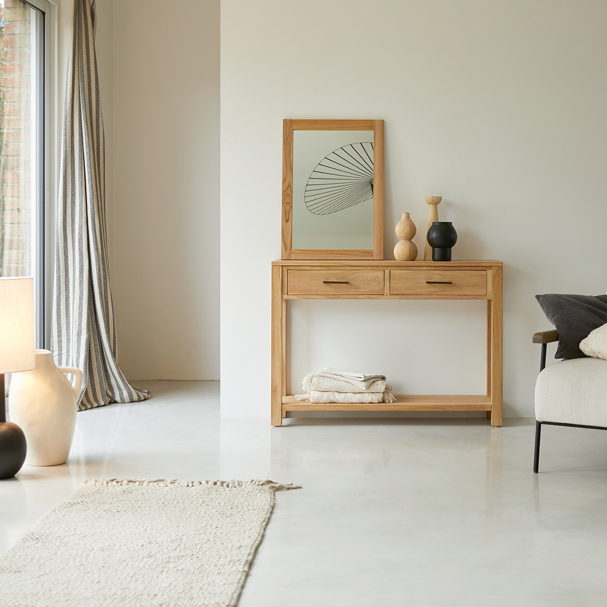 Maë - Konsole aus Teak Maë - Konsole aus Teak