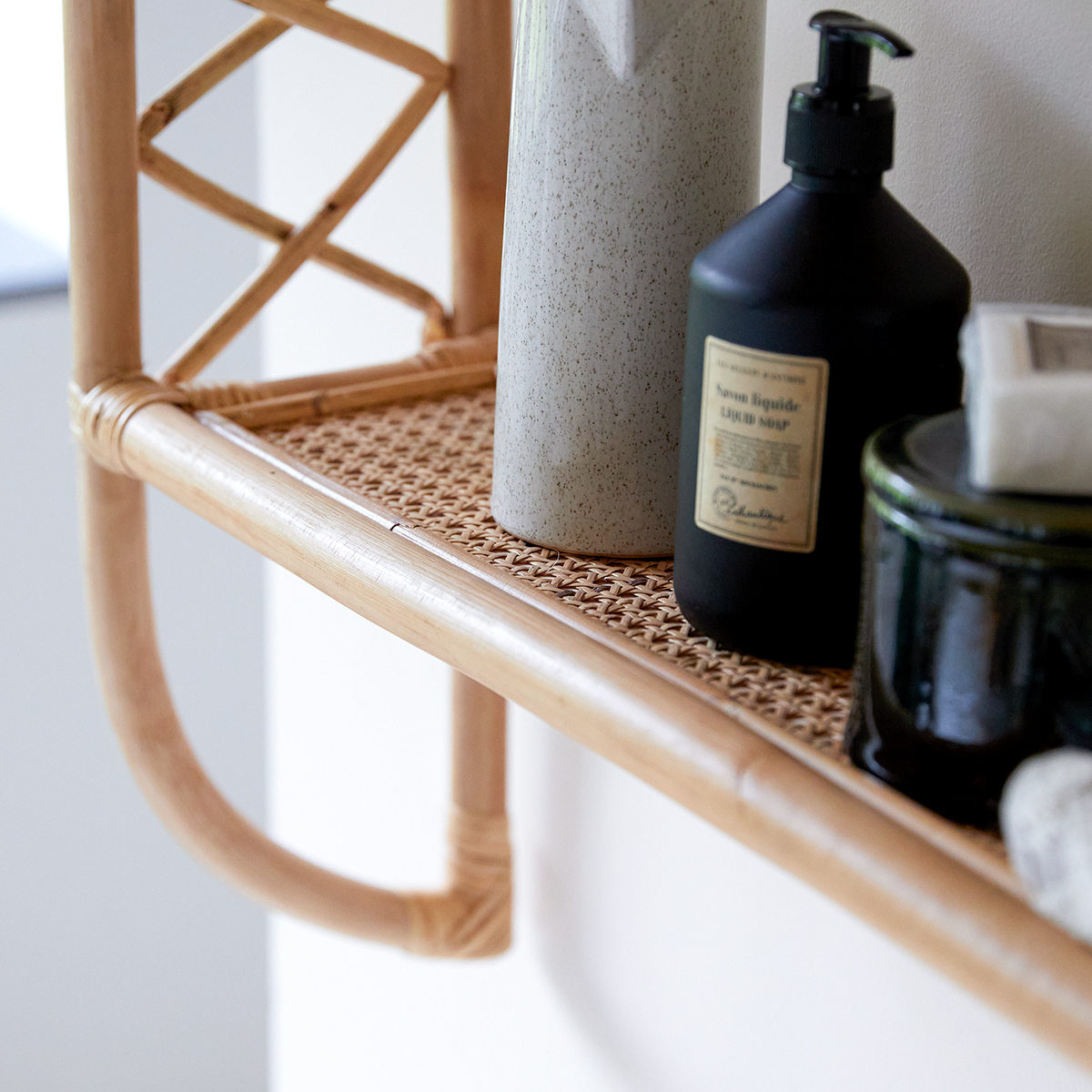 Marius rattan bathroom wall-mounted Shelf