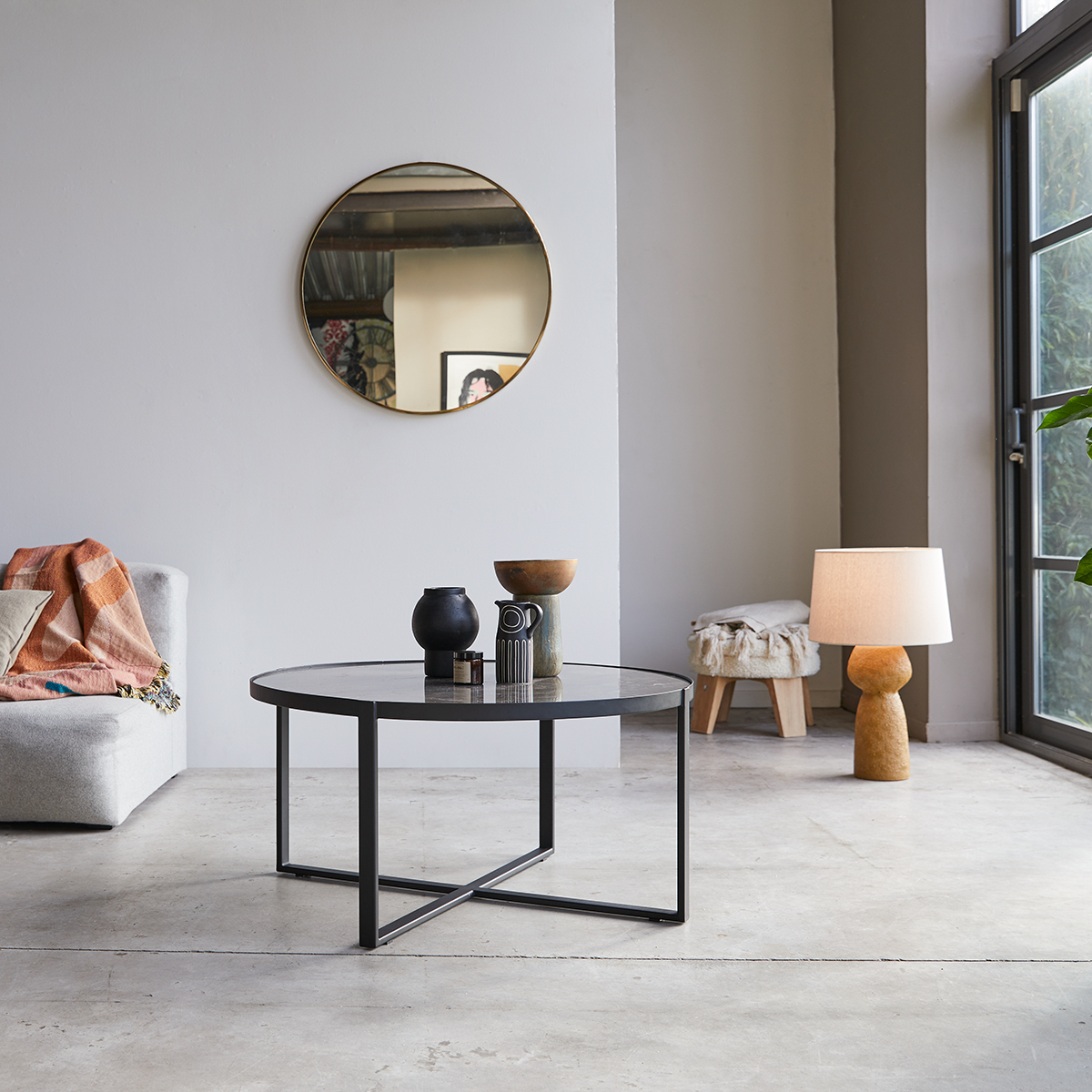 Milan - Couchtisch aus Marmor und Metall Milan - Couchtisch aus Marmor und Metall