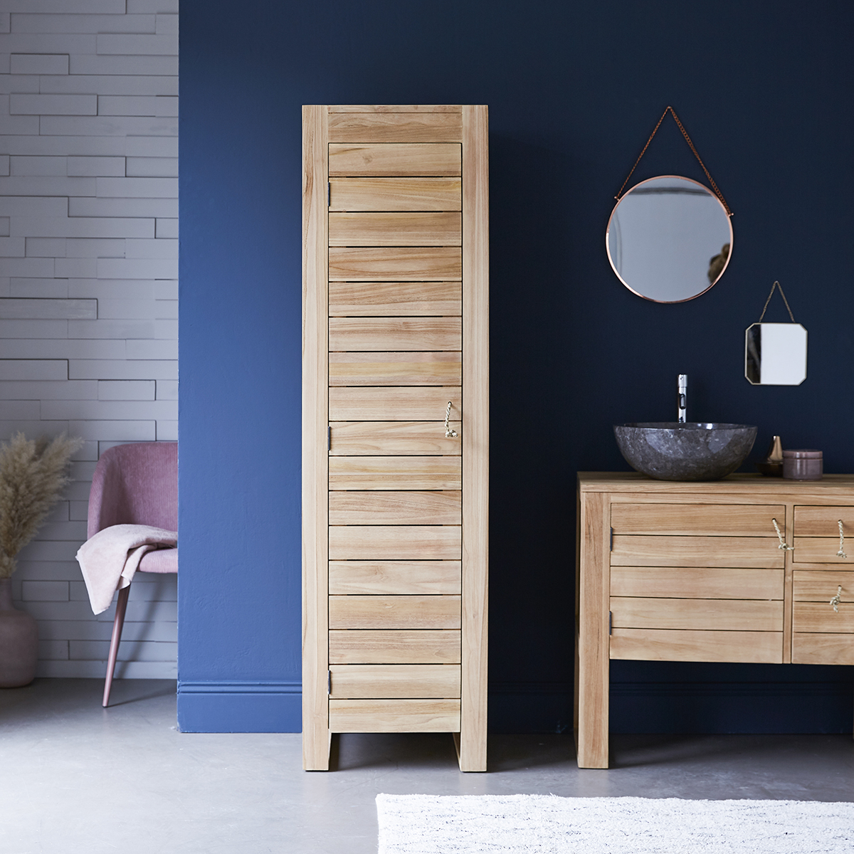 Minimalys - Bad-Hochschrank aus massivem Teakholz Minimalys - Bad-Hochschrank aus massivem Teakholz