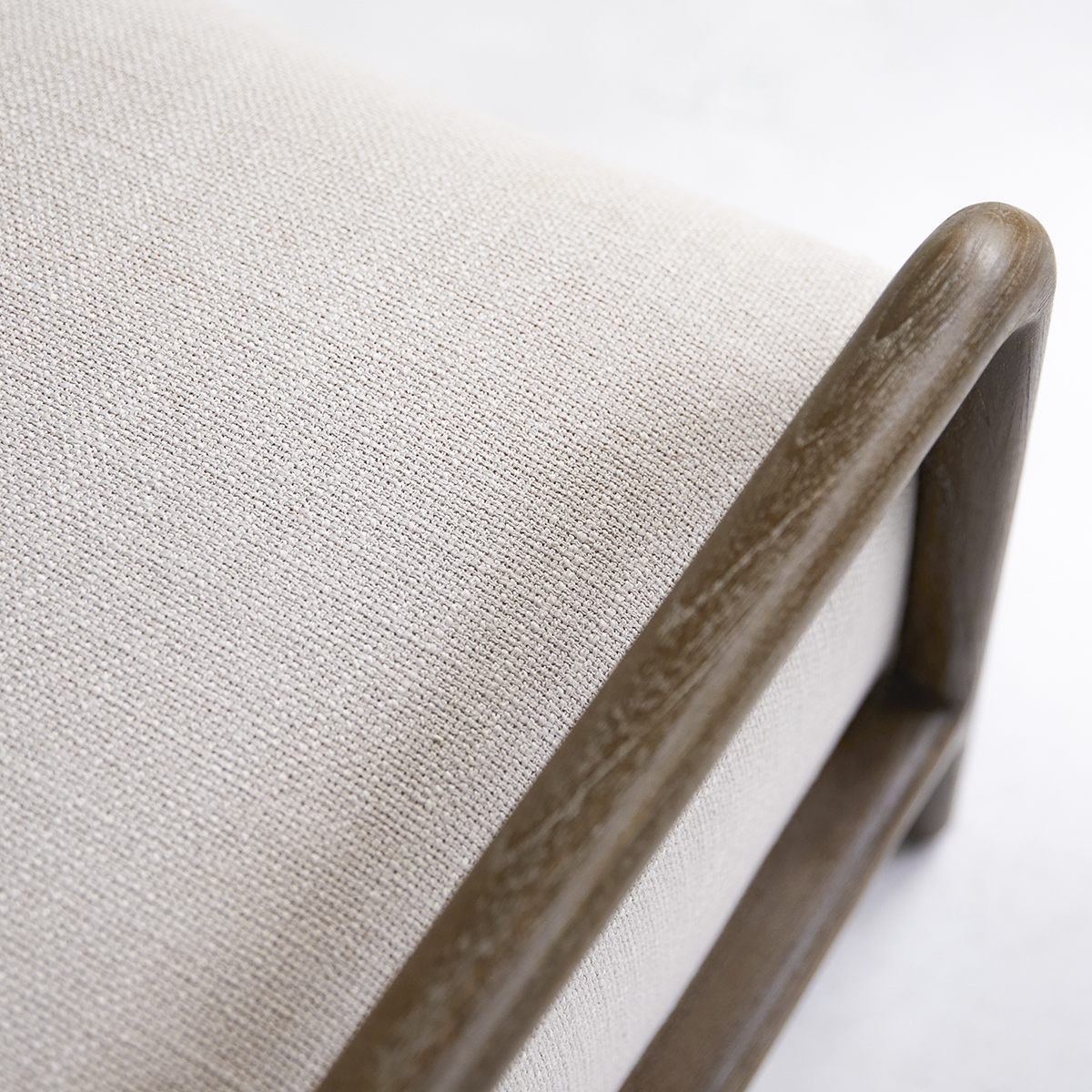 Romane - Sessel aus massivem Mindiholz Romane - Sessel aus massivem Mindiholz
