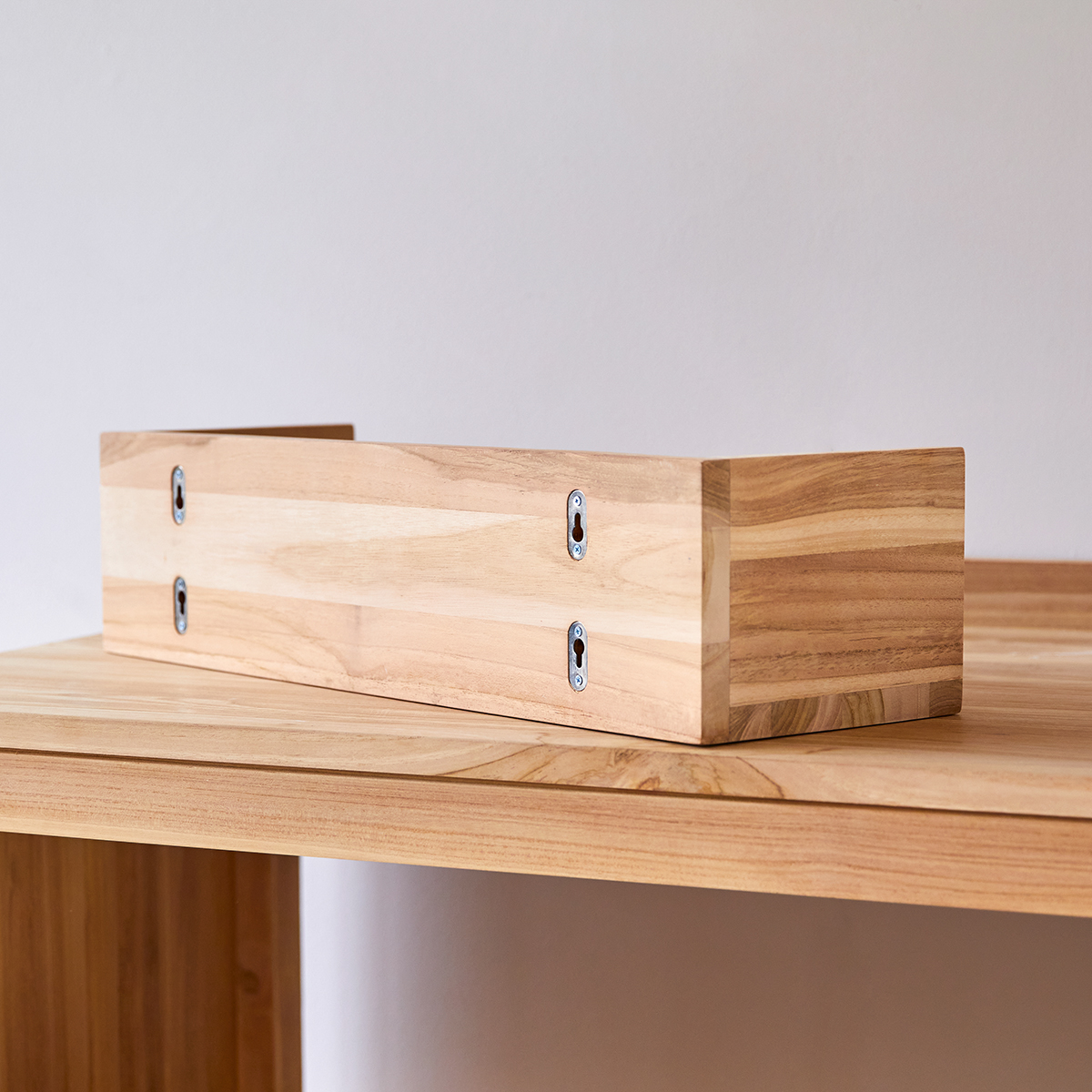 Ugo - Wandregal aus massivem Teak 60 cm Ugo - Wandregal aus massivem Teak 60 cm